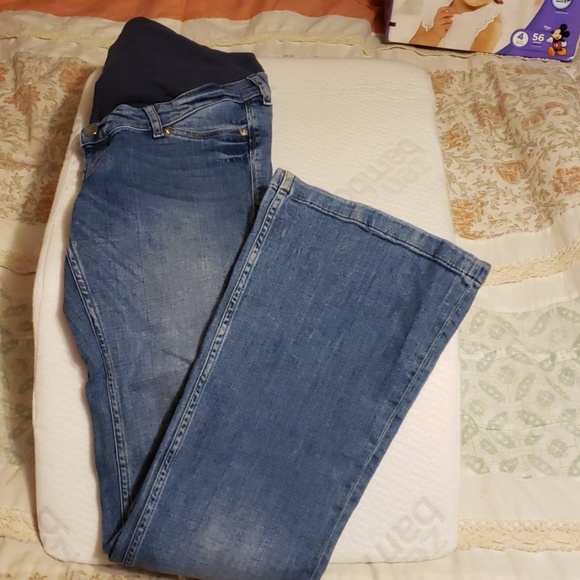 H&M size 8 Maternity Jean - Picture 5 of 6